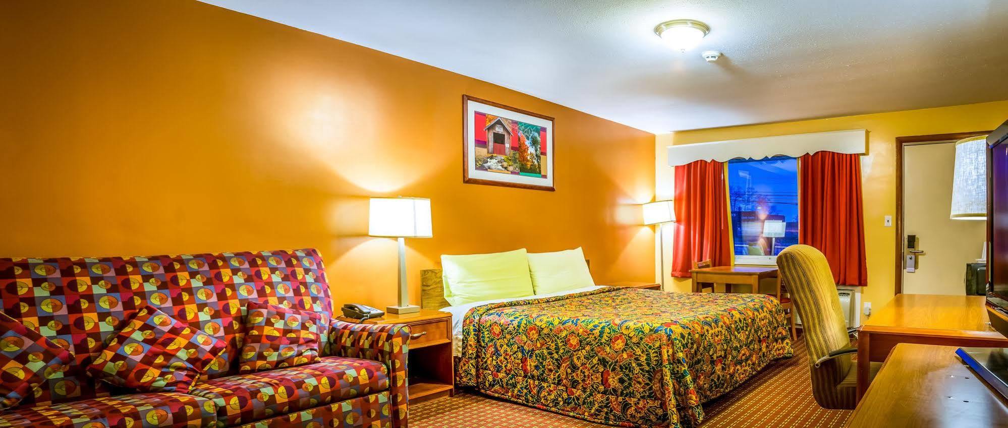 Plaza Inn 피보디 외부 사진